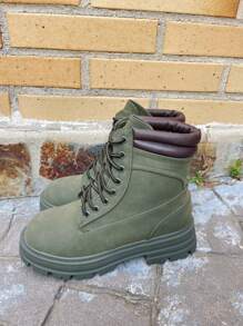 Bergstiefel mit Schnürsenkeln für Damen, Komfort und Leistung für Outdoor-Abenteuer, Widerstandsfähigkeit und Haltbarkeit, funktionelles und stilvolles Design, Wandern