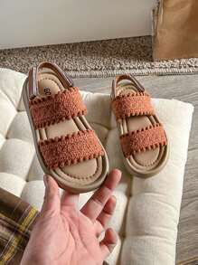 1 Pair Girls Woven Princess Style Soft Bottom Cute Sandals, Suitable For Summer