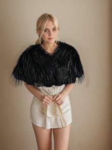 手工厚实保暖披肩，优雅时尚的女士围巾，适合日常穿着，秋冬季