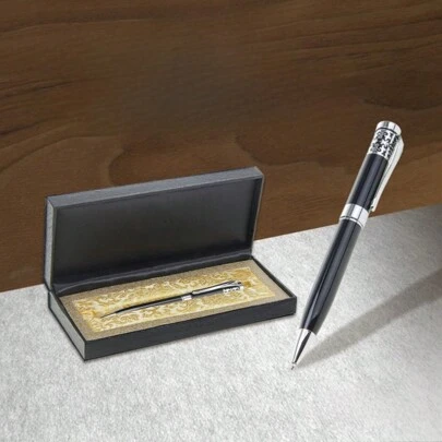 一套高端金属圆珠笔，采用旋转设计，是送给男士、丈夫和父亲的理想礼物，适合各种会议场所作为商务办公用品返校