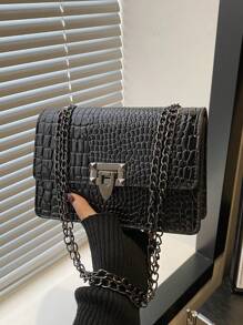 复古时尚印花迷你方形包五金锁扣翻盖开口金属链条简约单肩包适合女性日常使用