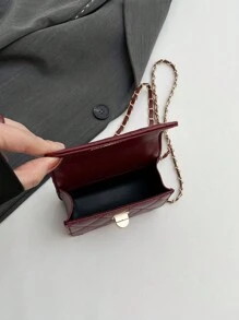 Túi vuông nhỏ, Túi xách nữ thời trang mới, Túi đeo vai hình thoi chần bông chất lượng cao, Túi đeo chéo dây xích dệt, Túi đựng mỹ phẩm có nắp gập, Túi đeo chéo dễ thương, Kawaii - Màu Đỏ Sâu - Xem 9