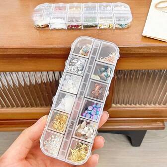 1个12格透明亚克力美甲收纳盒，非常适合整理混合亮片、闪粉和干花，是女性理想的珠宝收纳盒，也是返校季、感恩节、圣诞节和新年庆祝活动的绝佳礼物，时尚实用，是手工爱好者和美甲爱好者的理想收纳方案。