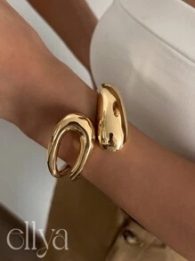 1pc Vintage Punk Style Asymmetric Water Drop Snakeskin Cuff Bracelet, Luxury Adjustable Wide Face Rhinestoned Open Bangle Bracelet For Women, High Quality Metal Charm Jewelry For Daily, Party, Holiday Gift