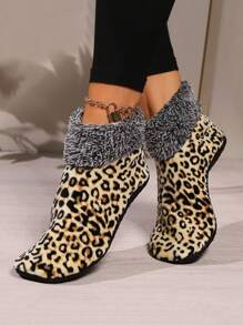 1 para grubych, ciepłych, polarowych, antypoślizgowych, wodoodpornych skarpetek/kapci do chodzenia po domu na jesień i zimę - nadruk lamparta - Zobacz 8