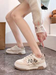 2024 Nowa Jesienna Koreańska Wersja Ins Oddychające Białe Trampki, Niskie Buty Casualowe Płaskie Platformy Dla Kobiet