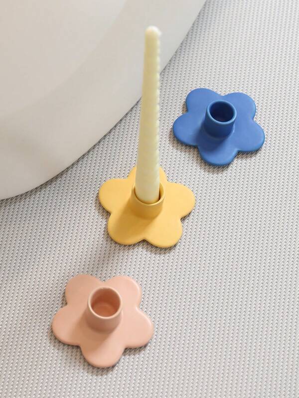 1pc Modern Minimalist Creative Ceramic Flower Shaped Candlestick, Home Decor Candle Holder Stand, Colorful Decorative Items For Tabletop, Ins Style