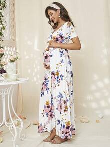 DEARCASE Maternity Allover Floral Print V-Neck Dress