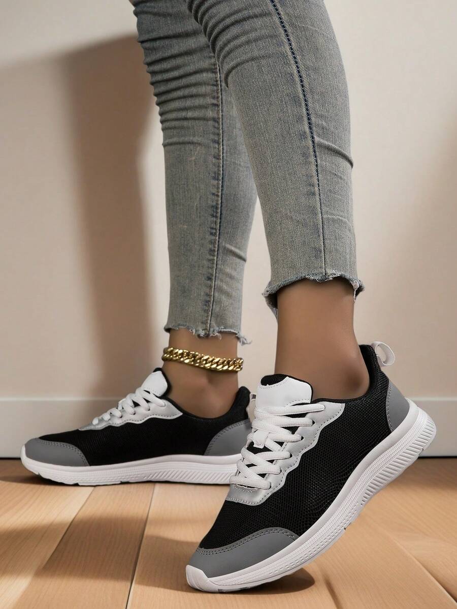 Women's Black Platform Sneakers, Casual Chunky Chunky Sneakers, Sports Shoes, Walking Shoes, Commuter Shoes, House Shoes, Thick Sole Anti-Slip Cushioned Soft Bottom, Breathable Deodorizing, & Versatile - Black - View 1