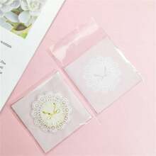 100个白色蝴蝶结图案自粘袋，适用于包装饼干、蛋糕、巧克力、糖果、零食、礼品、家庭聚会等场合，也适合户外烹饪和厨房使用。是送给亲朋好友的最佳礼物，也适用于母亲节、圣诞节和其他节日、情人节派对、家居装饰和家居礼品。 - 粉色 - 查看 4