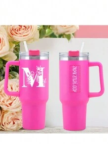 1 pezzo Borraccia personalizzata in acciaio inossidabile da 40 once con stampa di lettere dall'A alla Z, con cannuccia e coperchio, tazza da viaggio portatile per latte e caffè, regalo per vacanze, damigella d'onore, sposa, per famiglia e amici - Fucsia - Visualizzare 6