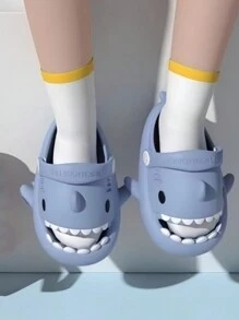 Wuxi lateness time co., ltd 儿童户外卡通鲨鱼设计防滑拖鞋凉鞋，幼儿男童可爱夏季拖鞋