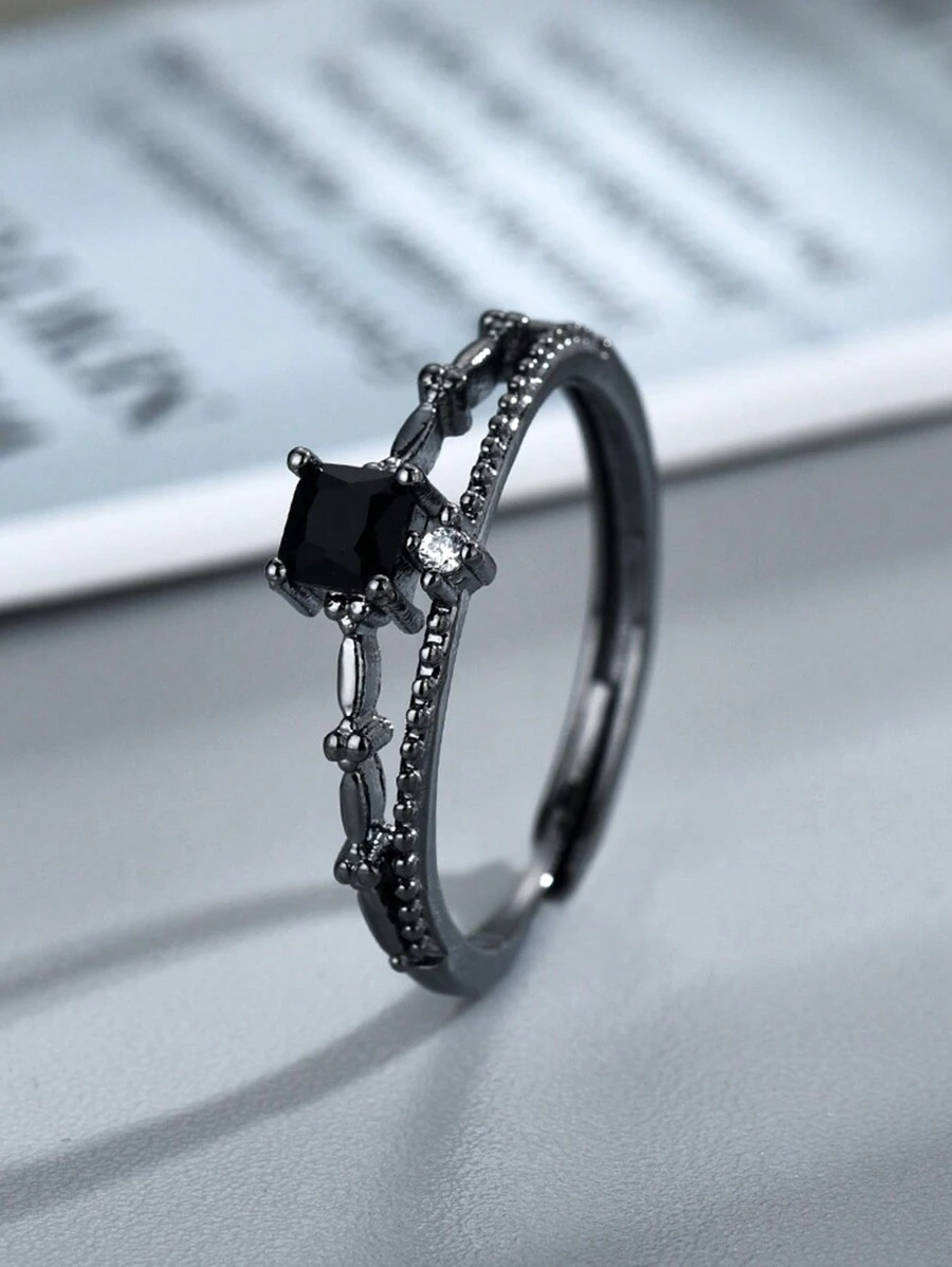 1pc Fashionable Love And Deep Space Soulmate Ring With Embedded Black Square Cubic Zirconia, Elegant, Unique Small Batch Design, Suitable For Everyday Wear, Black Color For Valentine's Day Gift - Black Gemstone Ring - View 1