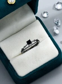 1pc Fashionable Love And Deep Space Soulmate Ring With Embedded Black Square Cubic Zirconia, Elegant, Unique Small Batch Design, Suitable For Everyday Wear, Black Color For Valentine's Day Gift - Black Gemstone Ring - View 2