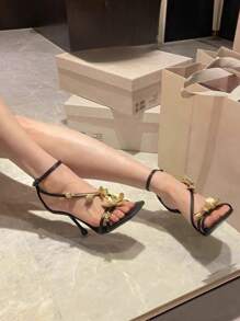 2025 Spring Summer New Crystal Embellished Metallic Floral Open Toe Strap Buckle Sandals, Square Toe Celebrity Party High Heels - Black - View 3