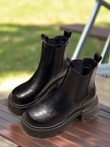 2024 年秋季新款女士厚底靴，粗跟切尔西踝靴，娇小女士的英式风格