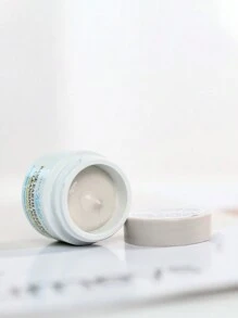 Kiehl's [Mini Size] SINCE 1851 White Clay Deep Pore Cleansing Mask, 14ml. Formulated With White Clay To Gently Absorb Excess Oil, Dirt And Impurities From Clogged Pores. Enriched With Oatmeal And Aloe Vera To Soothe, Hydrate And Protect Sensitive Skin. Visibly Minimizes Pores. [Random Packaging (2 Styles)] - 14ml - View 7