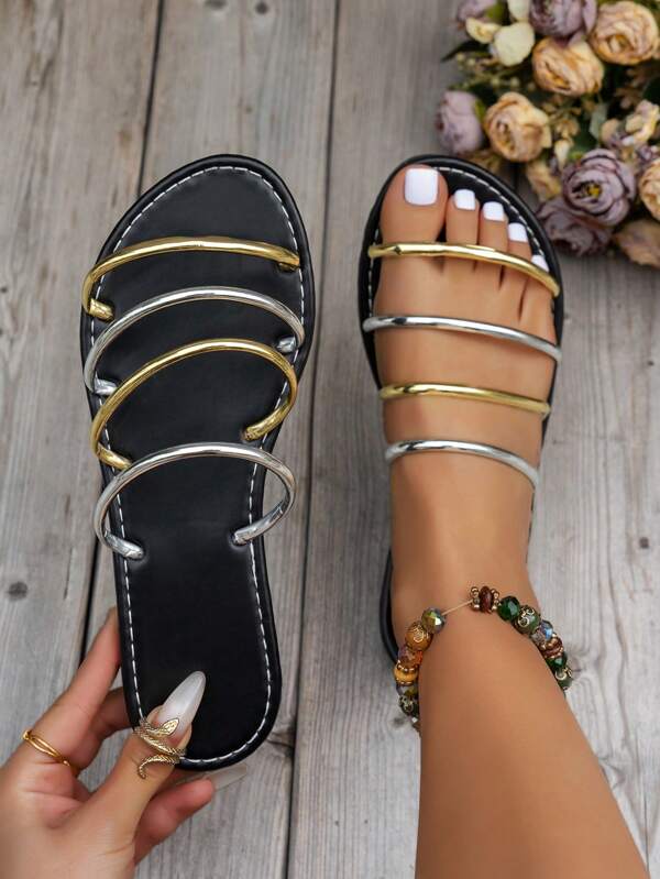 New Women Two-Tone Strap Lightweight Fashionable Outdoor Flat Sandals