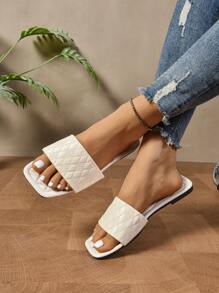 Women Plus Size Comfortable Casual Daily Wear Flat Slippers