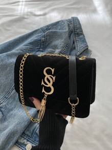 Mini Fashion Solid Color Simple Embroidery Thread Flip Cover Hardware Tassel Decoration Chain Shoulder Bag, Suitable For Shopping, Wallets, Shopping, Young Women, College Students, Newcomers, White-Collar Workers. They Are Very Suitable For Offices, Universities, Work, Business, Commuting, Outdoor Activities, Travel, And Outings