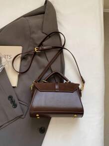 New Fashion Classic Metal Buckle Decor Adjustable Strap Square Crossbody Bag, Burgundy Flap Design, Suitable For Outdoor Sports, Commuting, Shopping, Campus And Short-Distance Travel - Coffee Brown - View 6