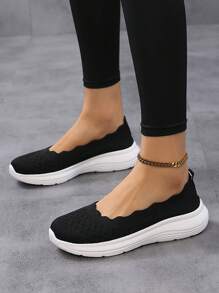 Women's Solid Color Breathable Knit Casual Flat Slip-On Comfortable Lightweight Walking Sneakers