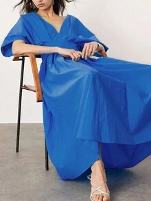 春夏女装休闲时尚纯色V领后背镂空空气感收腰百褶蝙蝠袖优雅中长款大码A字下摆连衣裙 - 藍色 - 查看 5