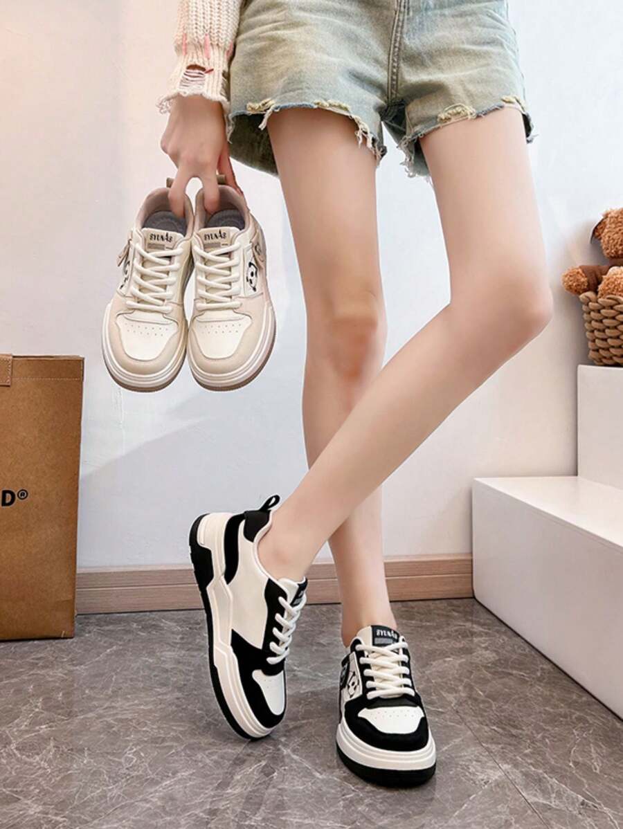 2024 Nowa Jesienna Koreańska Wersja Ins Oddychające Białe Trampki, Niskie Buty Casualowe Płaskie Platformy Dla Kobiet