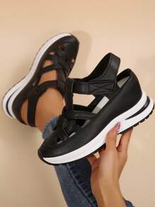 1 双女士新款厚底坡跟凉鞋，镂空透气防滑罗马风格钩环带运动时尚百搭凉鞋 - 黑色 - 查看 3