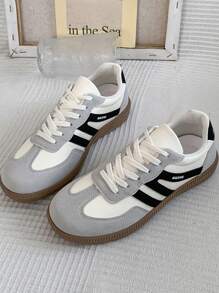 1 双女士户外运动休闲鞋，复古德式装饰，超细纤维皮革，字母设计，经典鞋款，2024 年新款轻便简约时尚舒适户外校园风格学生滑板鞋登山鞋 - 黑色 - 查看 5