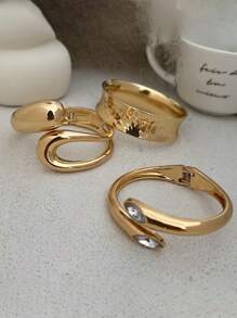 1pc Vintage Punk Style Asymmetric Water Drop Snakeskin Cuff Bracelet, Luxury Adjustable Wide Face Rhinestoned Open Bangle Bracelet For Women, High Quality Metal Charm Jewelry For Daily, Party, Holiday Gift