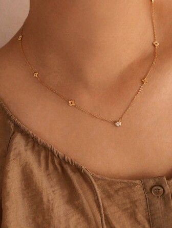 TONSI 1 Pieza de collar de mujer de acero inoxidable 316L con flor de circonia simple y ligero, collar de metal impermeable, regalo de joyería de lujo, adecuado para que las mujeres lo usen en cualquier ocasión, un buen regalo para familiares, amigos e hijas, Día de San Valentín, mamá, Día de la Madre