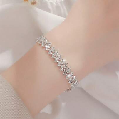 1pc Elegant Minimalist Sparkling Crystal Bracelet, Suitable For Women's Wedding, Party And Daily Wear