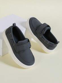 新款英伦风儿童钩环休闲鞋，轻便防水防滑软底耐磨透气舒适乐福鞋，适合学生、聚会、旅游、徒步旅行、日常休闲