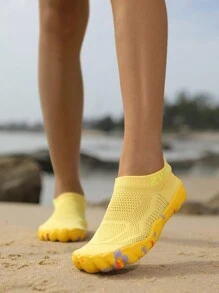 Couple's Water Shoes, Suitable For Barefoot Enthusiasts, Soft Bottom Women's Beach Shoes For Swimming, Diving, Outdoor Quick Drying Summer Sandals, Fishing Water Shoes, Non-Slip Breathable Aqua Socks