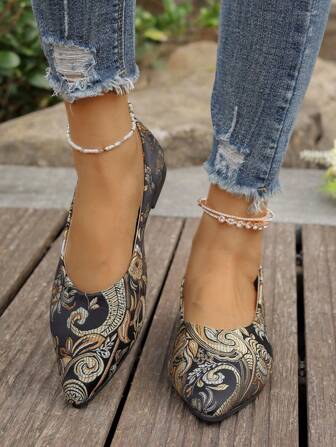 时尚尖头平底便鞋女鞋波西米亚风格柔软休闲乐福鞋