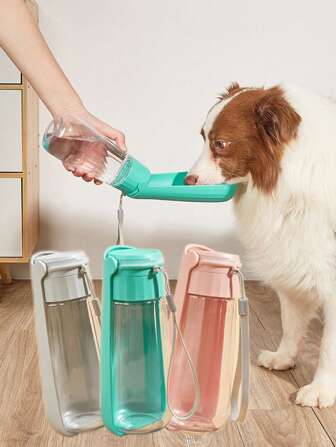 1 pieza Botella de agua de color al azar de mascota plegable