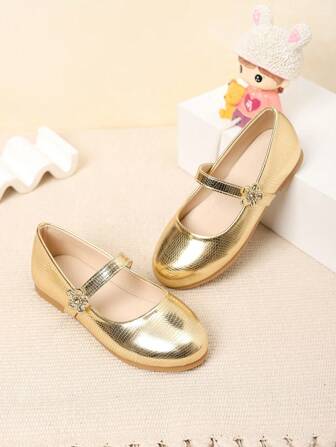 Zapatos planos de niños nuevos para primavera 2025, zapatos planos de verano con margaritas frescas para niñas, zapatos de danza y representación para niños con suela blanda, zapatos planos de fiesta de moda, zapatos cómodos y convenientes para salir