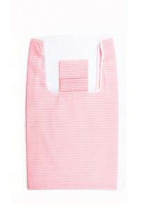 时尚涤纶可折叠购物袋（1/4 包）。经济实惠，抗菌防水，适用于各种场合：购物、聚会、工作和度假！