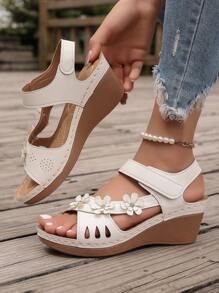 3D Floral Rhinestone Wedge Platform Sandals, Hollow Strap Hook-And-Loop Ankle Strap Vacation Casual Elegant Stitching Women Shoes, Spring/Summer