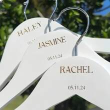 1 Set Of Customized Wedding Dress Hangers, Personalized Wedding Party Hangers For Bride And Bridesmaids, Carved Garment Hangers, Handmade Solid Wood Material, Suitable For Wedding Celebration And Dress Display ,Waterproof,Anti-Mold Stylish,Adorable,High-Quality Custom,Personalized,Unique Ideal Gifts For Her Boyfriend,Girlfriend,Dad,Mom,Family,Friends,Son,Daughter,School Students,Kids For Anniversaries,For Birthdays School,Office,Home