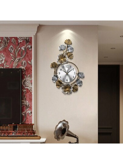 1pc Metallic Zilver Ginkgo Leaf Wand Clock, Vintage Noiseless Time Piece, Bedroom, Home Office, Room, Yoga Studio, Bathroom, Crafts, Ho warming,Home ,Room Birthday Graduation Klok Bedroom Dormitory Back To School view 9