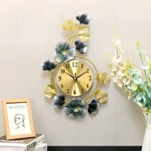 1pc Metallic Silver Ginkgo Leaf Wall Clock, Vintage Noiseless Time Piece, Suitable For Bedroom, Wall Decor, Home Decor, Office, Room, Yoga Studio, Bathroom, Crafts, Gift, New Year Gift, Housewarming,Home Decor ,Room Decor Gifts Birthday Graduation Clock Wall Bedroom Decor Dormitory Decor Back To School - Multicolor - View 4