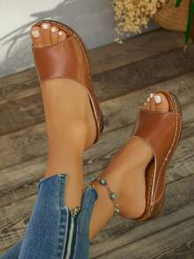 Plus Size 36-45 Summer Fashion Casual Open Toe White Thick-Sole Slip-On Flat Sandals, White Roman Style, Lightweight Comfortable Versatile Women Wedge Sandals For Outdoor Daily Wear