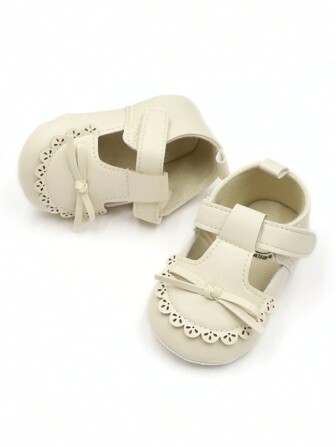 RABEISIR 婴幼儿鞋，可爱褶边蝴蝶结女童休闲学步鞋，轻便防滑，适合日常穿着和度假，春秋季