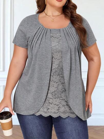 大码蕾丝拼布短袖简约 T 恤，休闲日常穿着