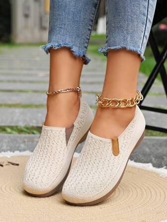 1 双女士透气休闲一脚蹬鞋，软底防滑轻便乐福鞋，适合妈妈和老人穿着舒适，春秋季