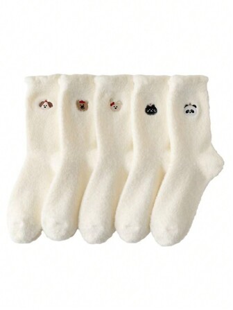 5 pares de calcetines de felpa de visón con diseños de dibujos animados lindos para mujeres, calcetines blancos hasta el tobillo, gruesos y cálidos para otoño/invierno, para el hogar, dormir, posparto, entrega aleatoria