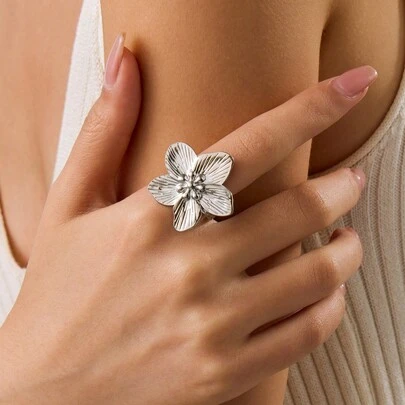 1pc Fashionable Exaggerated Golden Yellow Large Flowers, Suitable For Women To Match Clothing Or Decorative Open Rings For Gifts Valentines