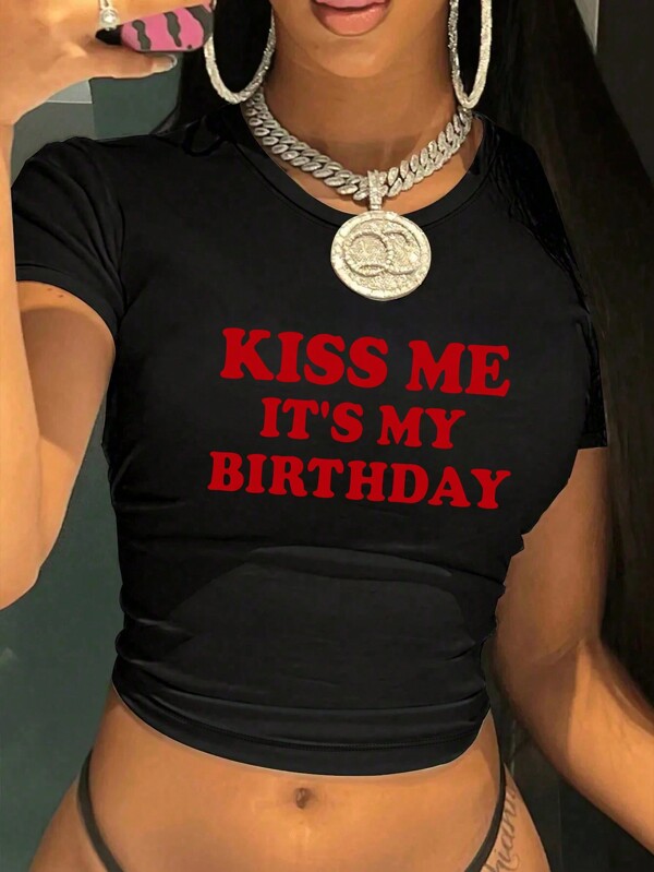 È la mia maglietta del compleanno, top corto da donna, maglietta "Amo il mio ragazzo" in stile Y2K, maglietta da ragazza alla moda, slogan "È il mio compleanno" su maglietta crop